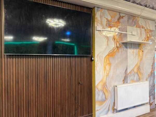 FREE WET PANELS DELIVERY